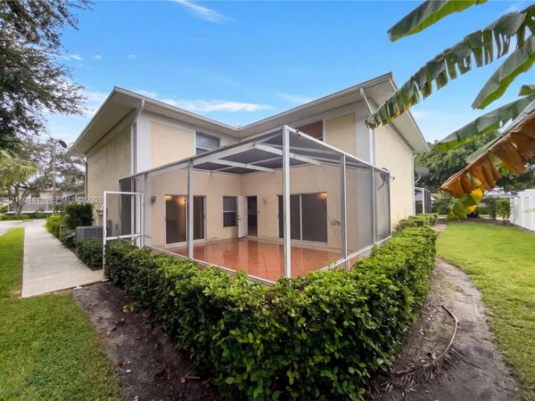 1538 N Lawnwood Cir , Unit 3, Fort Pierce, FL 34950