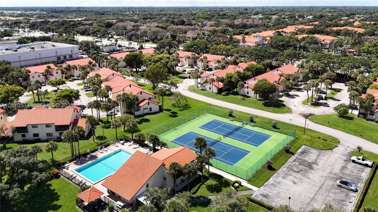 20 Via De Casas Sur, Unit 202, Boynton Beach, FL 33426 Photo