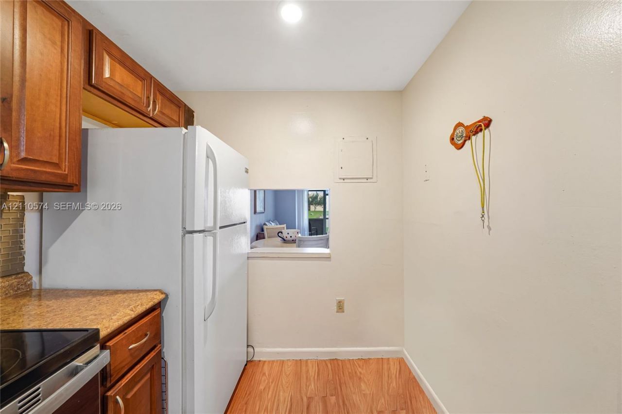 8821 Sunrise Lakes Blvd, Unit 102, Sunrise, FL 33322 Photo