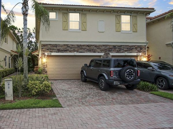 9574 SW PURPLE MARTIN Way, Stuart, FL 34997