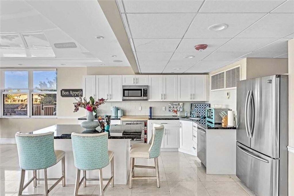 1150 Hillsboro Mile, Unit 202, Hillsboro Beach, FL 33062 Photo
