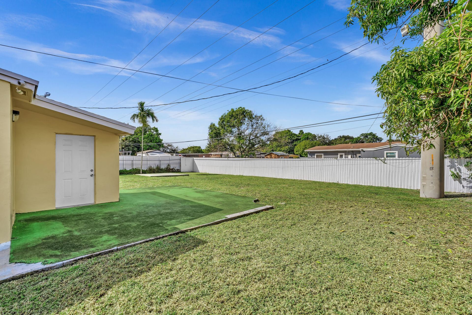 16400 NW 18th Place Nw, Opa Locka, FL 33054 Photo