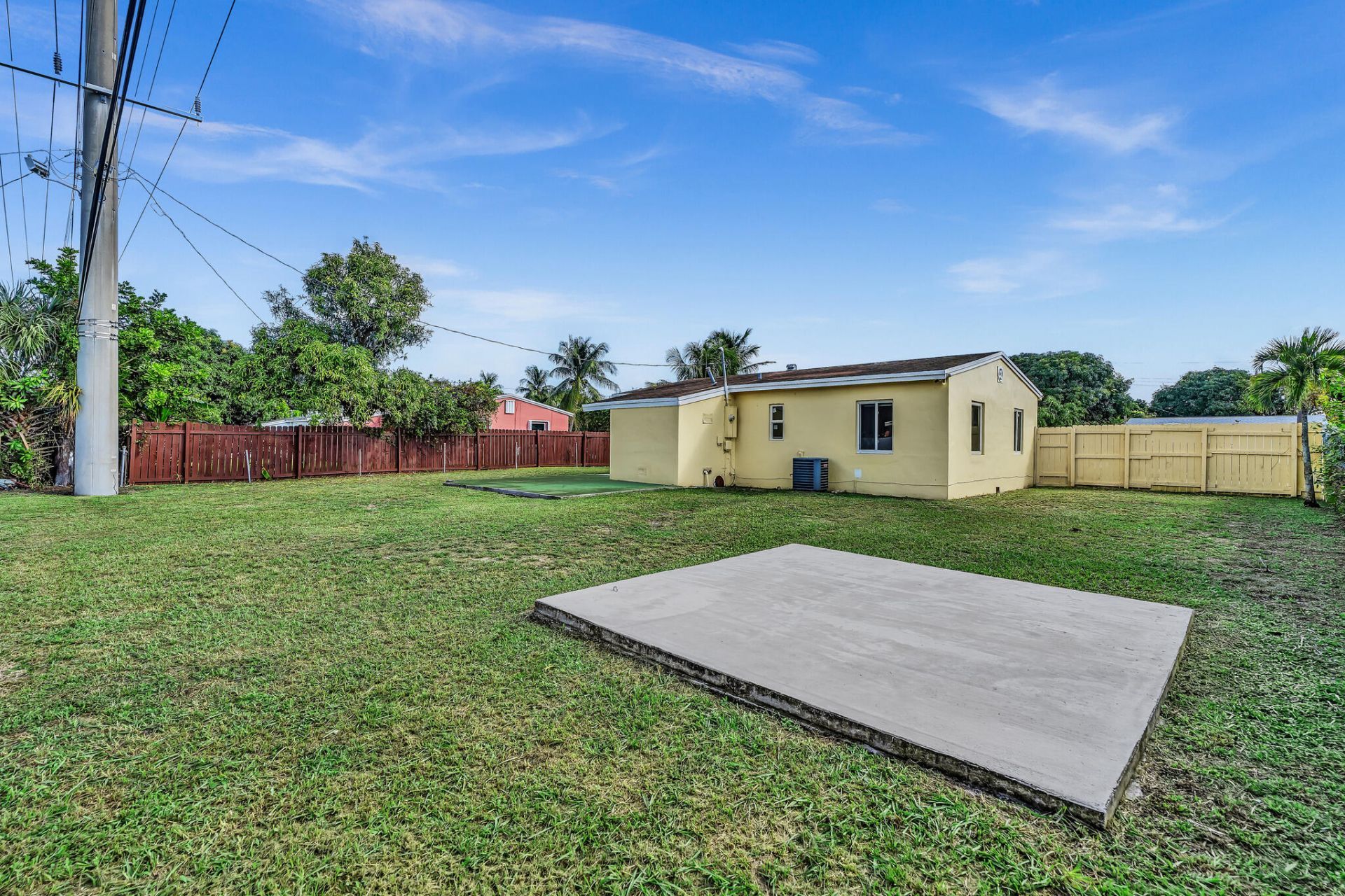 16400 NW 18th Place Nw, Opa Locka, FL 33054 Photo