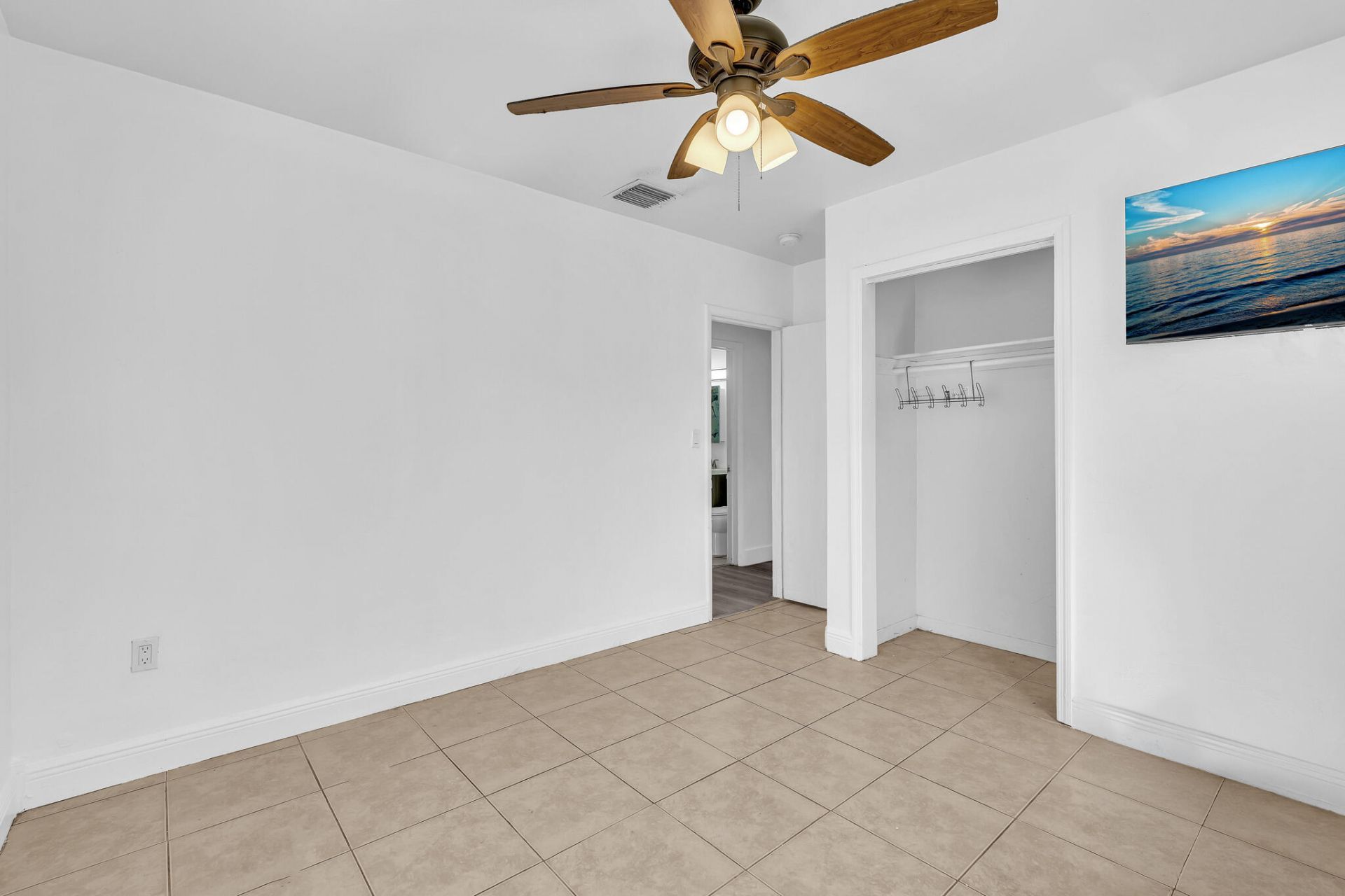 16400 NW 18th Place Nw, Opa Locka, FL 33054 Photo
