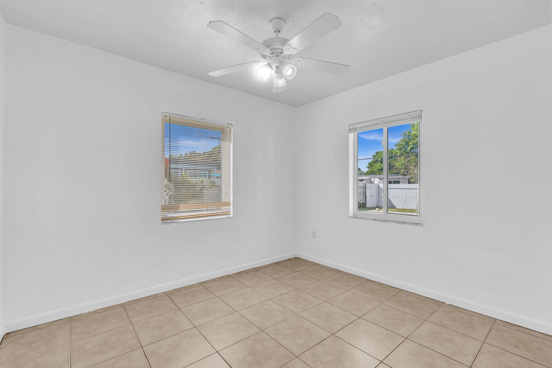 16400 NW 18th Place Nw, Opa Locka, FL 33054 Photo