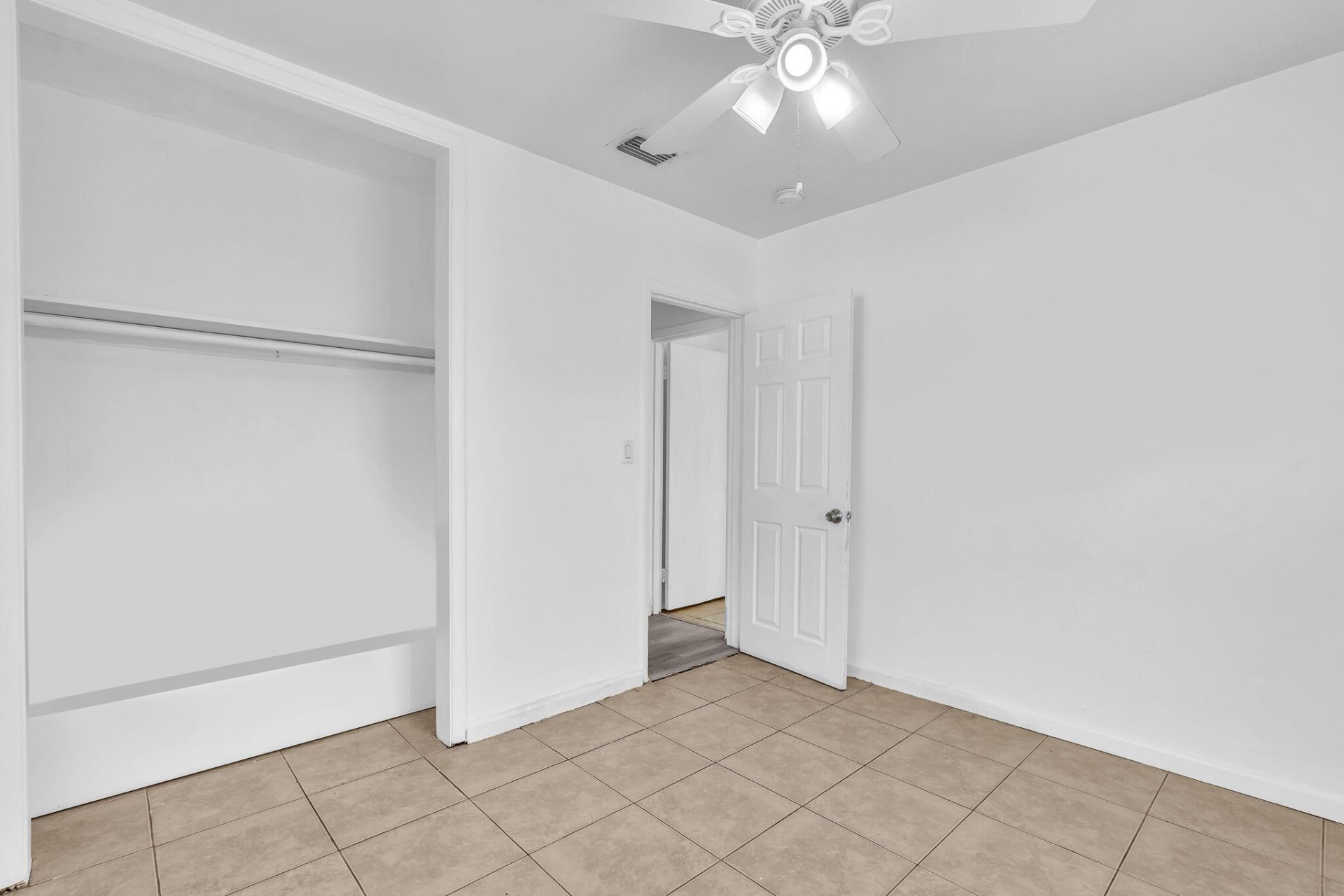 16400 NW 18th Place Nw, Opa Locka, FL 33054 Photo