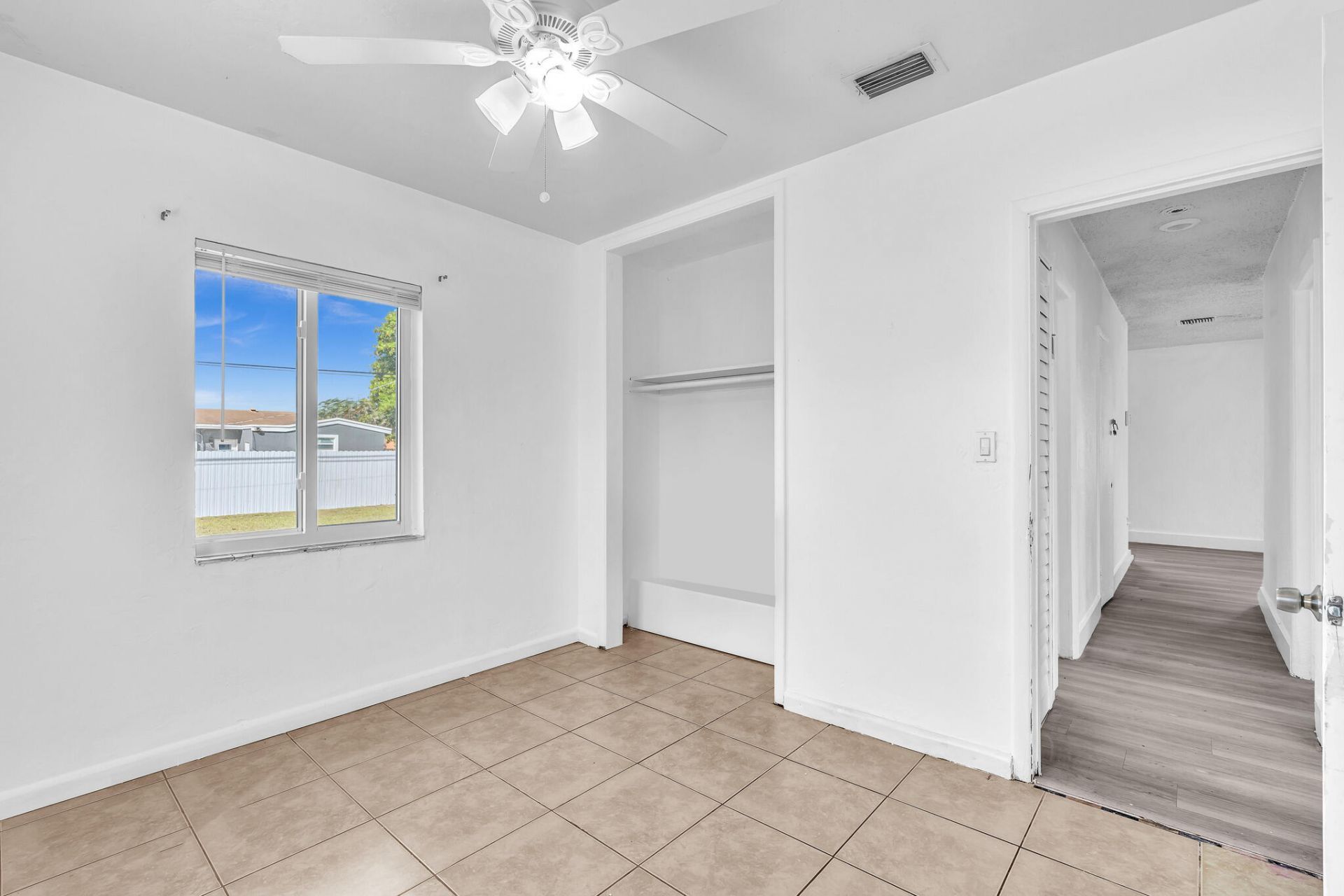 16400 NW 18th Place Nw, Opa Locka, FL 33054 Photo