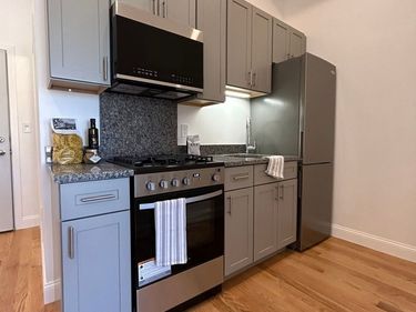 52 Washington St, Unit 408, Chelsea, MA 02150