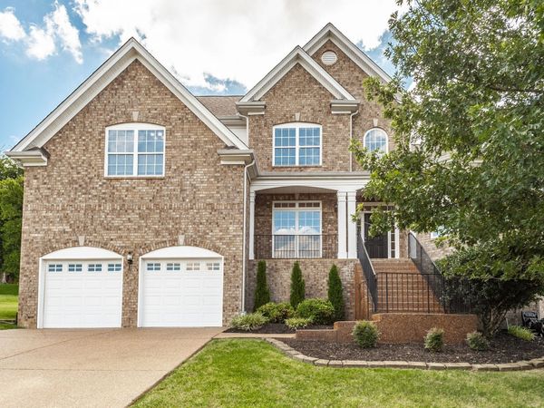 2054 Katherine Dr , Goodlettsville, TN 37072