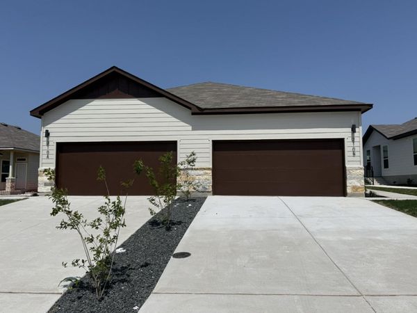 210 Schrader DR , Unit B, Buda, TX 78610