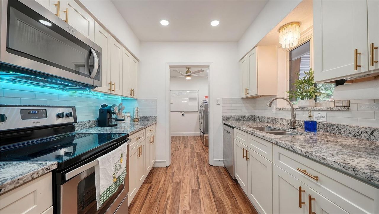 2375 Datura Street, Sarasota, FL 34239 Photo