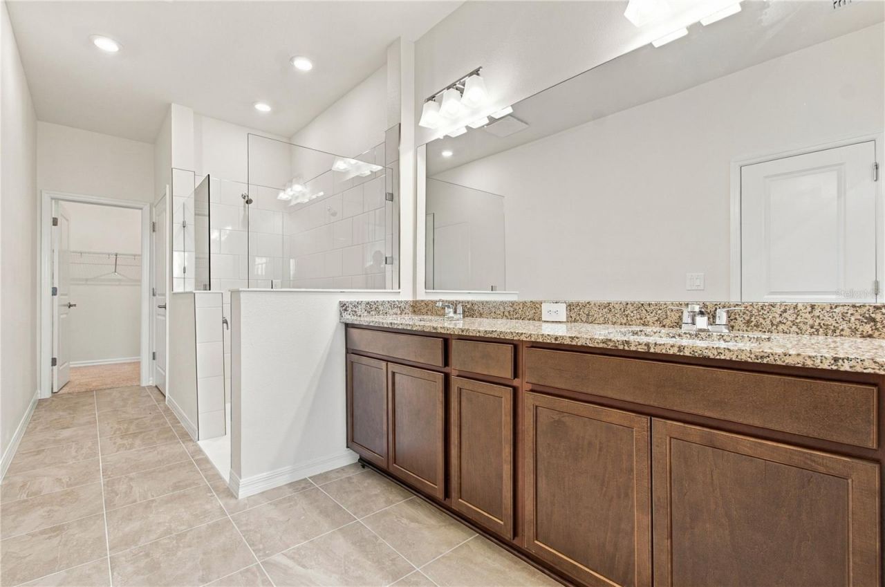 2833 Marrakesh Lane , Sarasota, FL 34234 Photo