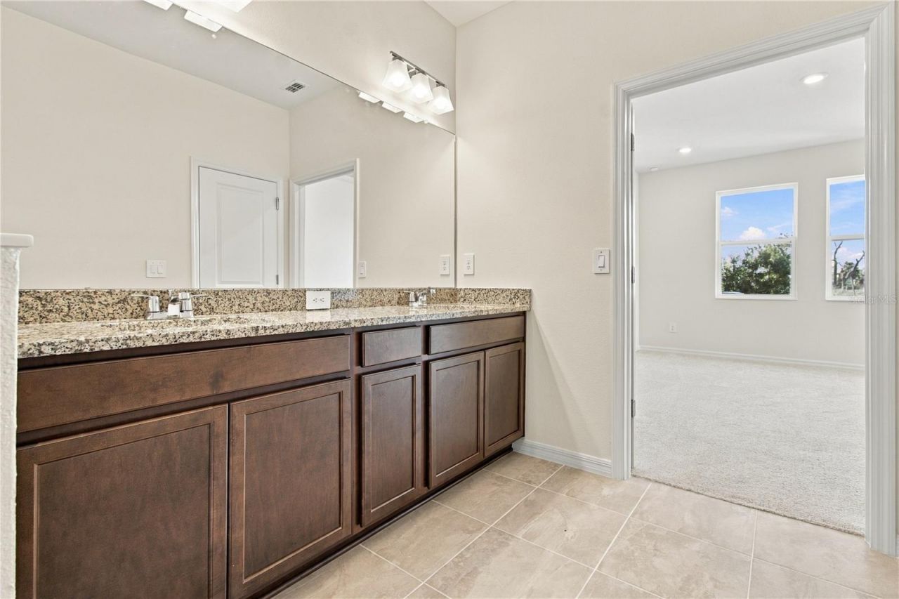 2833 Marrakesh Lane , Sarasota, FL 34234 Photo