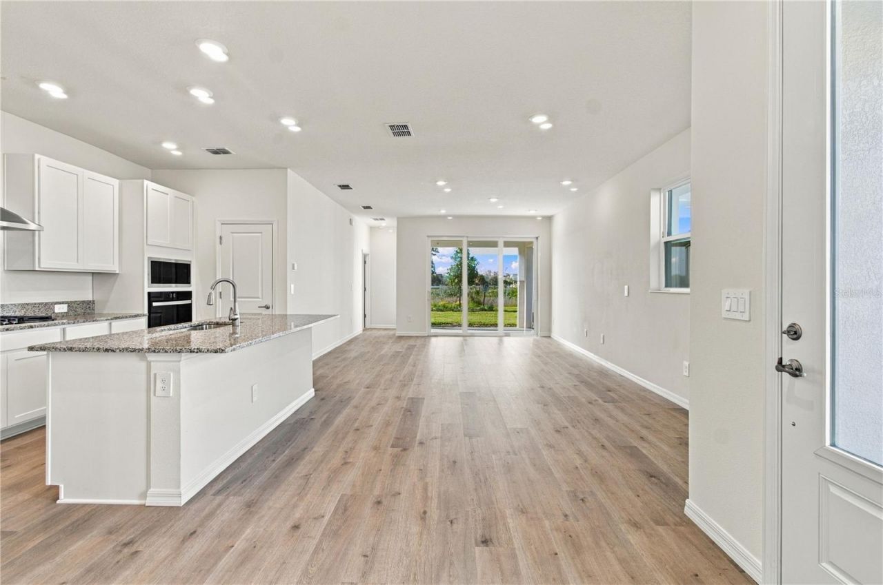 2833 Marrakesh Lane , Sarasota, FL 34234 Photo