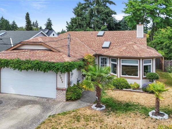 5926 Broadway Rd , Nanaimo, BC V9V 1E5