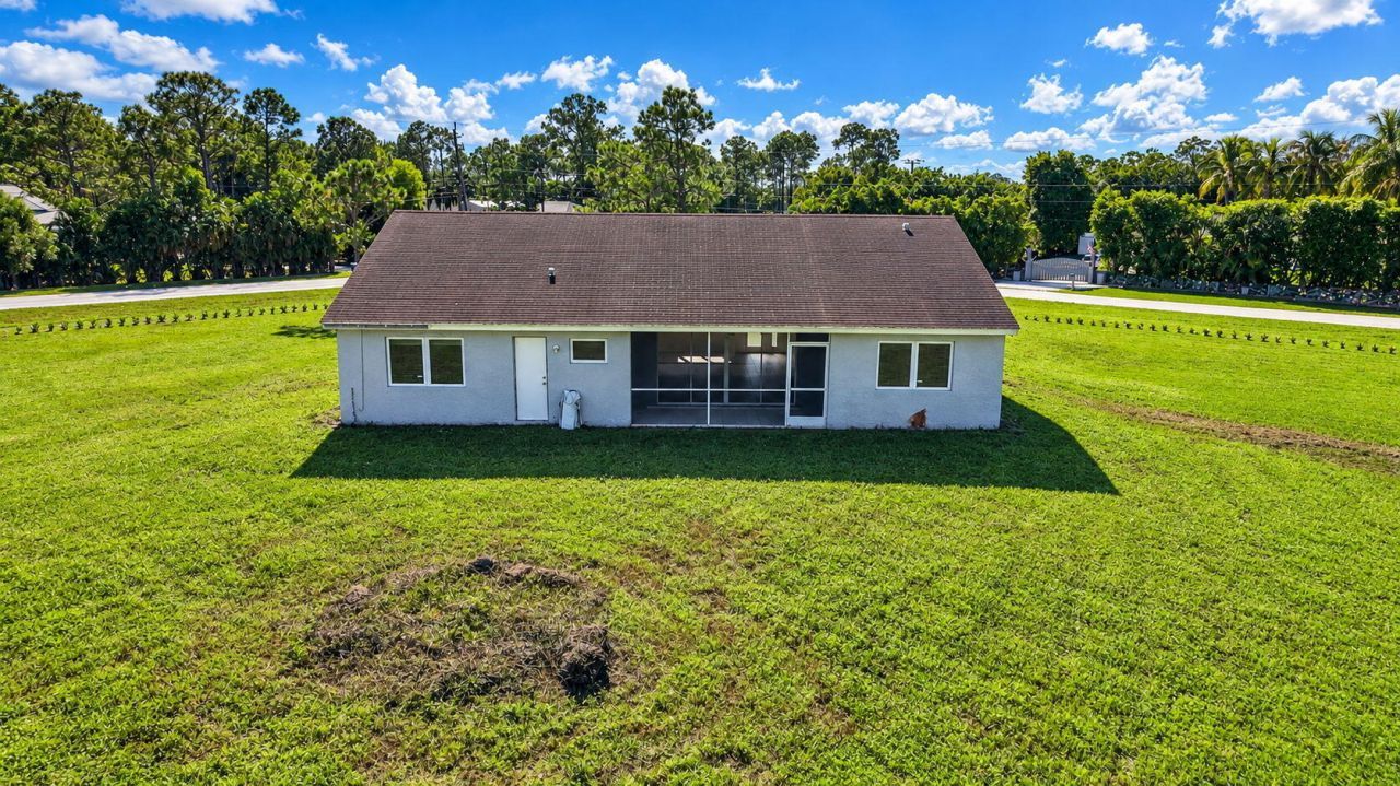 18523 40th Run N, The Acreage, FL 33470 Photo