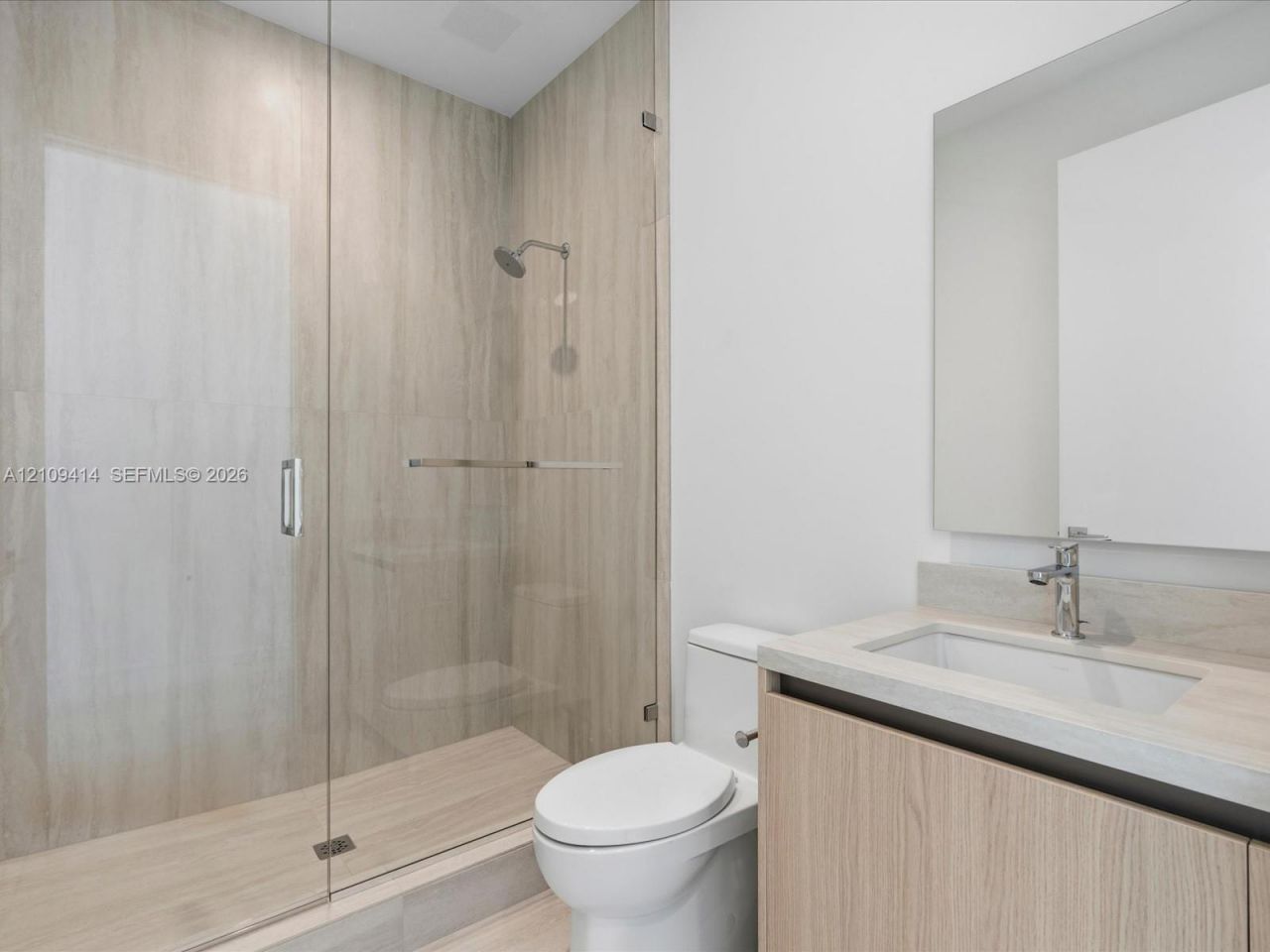 2411 Laguna Circle , Unit 3101, North Miami, FL 33181 Photo