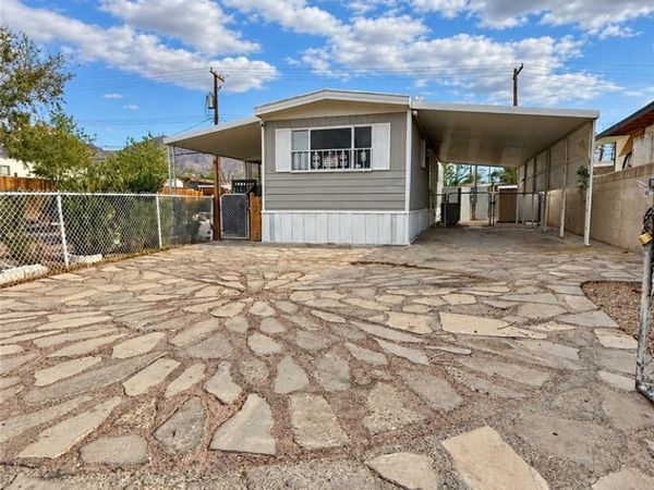 5961 Mount McKinley Avenue , Las Vegas, NV 89156