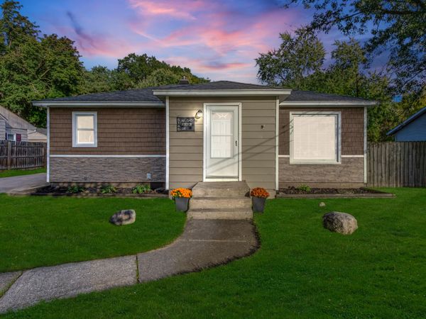 5146 Haughey Avenue SW, Wyoming, MI 49548