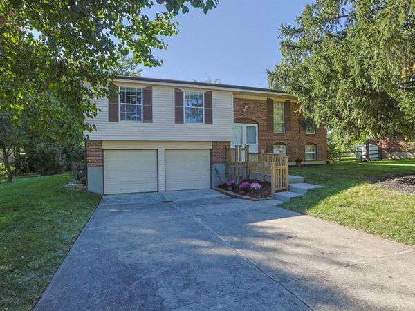 7907 Kingsgate, West Chester, OH 45069