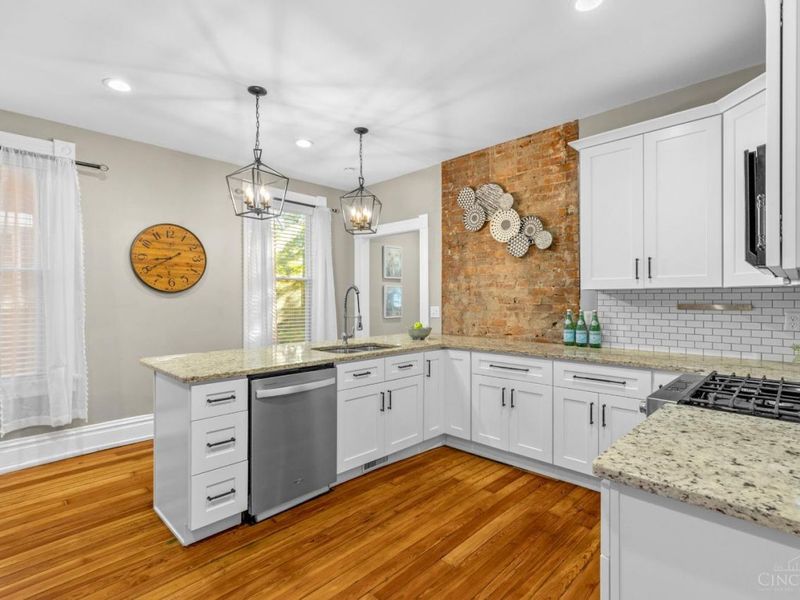 3019 Cleinview Avenue, Cincinnati, OH 45206 Photo 6
