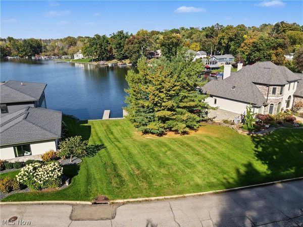 115 Bayview Terrace , Akron, OH 44319