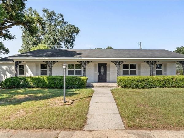 2754 Brierwood Drive, Mobile, AL 36606