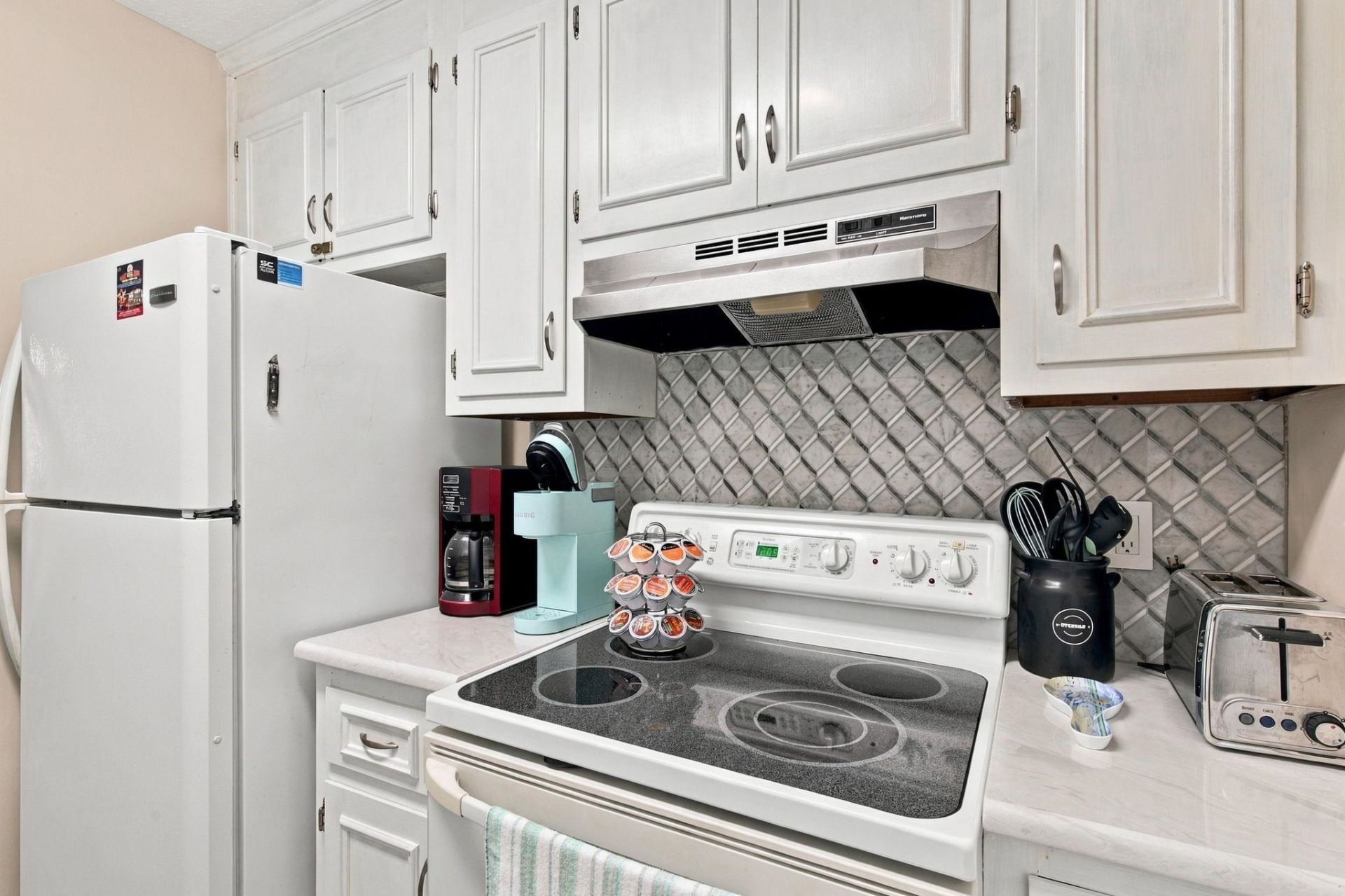 206 Maison Dr. Photo 12