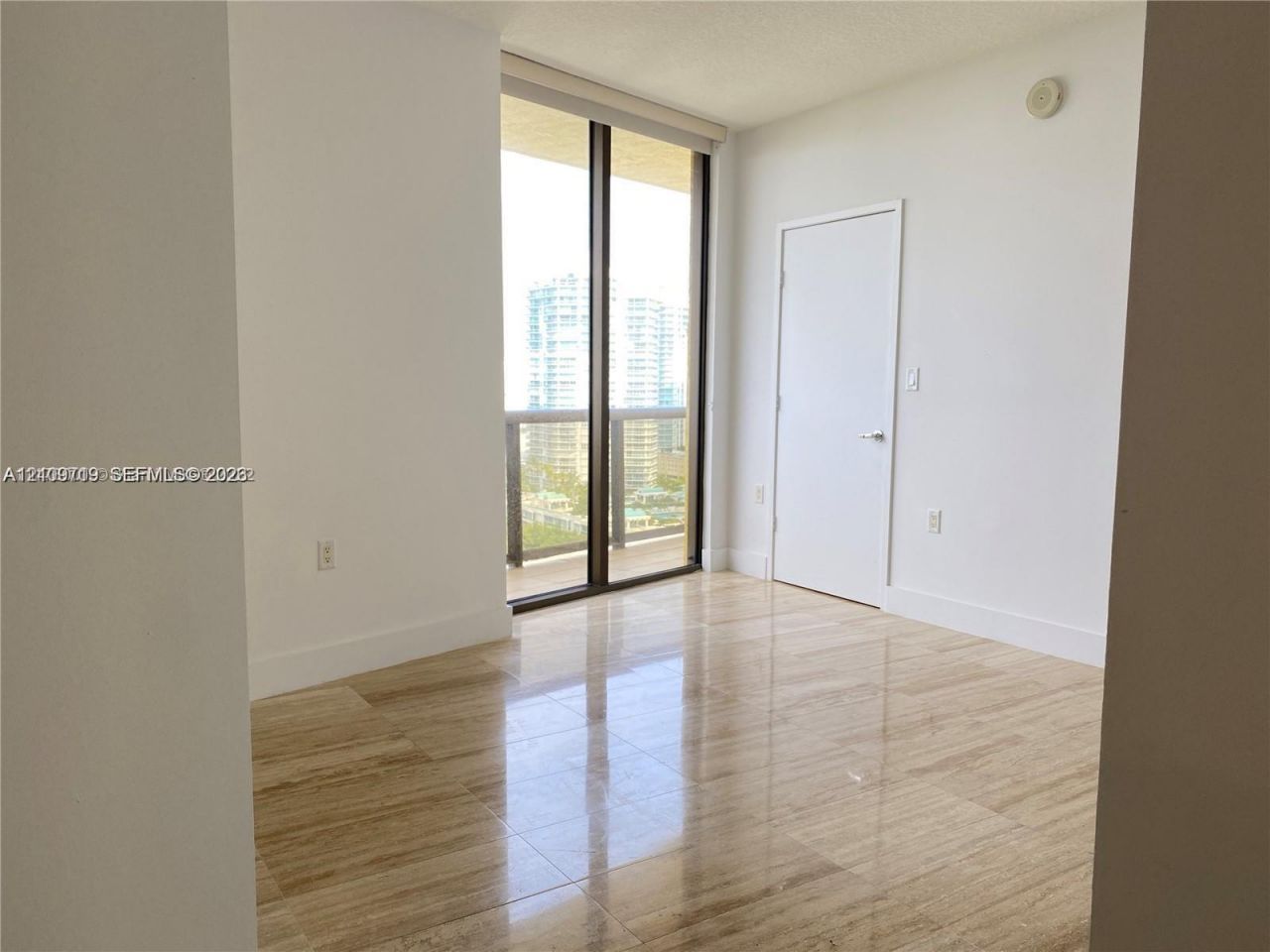 16275 Collins Ave, Unit 1704, Sunny Isles Beach, FL 33160 Photo