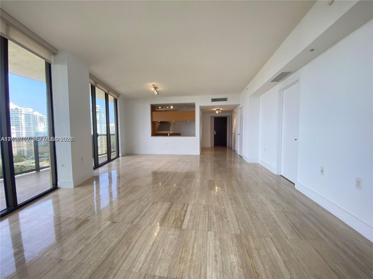 16275 Collins Ave, Unit 1704, Sunny Isles Beach, FL 33160 Photo