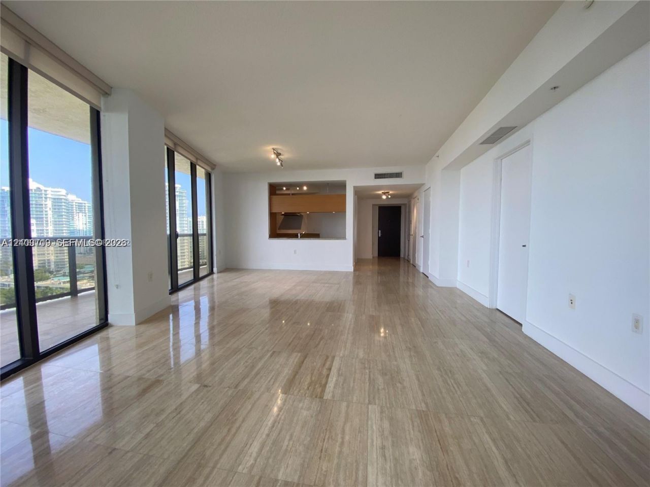 16275 Collins Ave, Unit 1704, Sunny Isles Beach, FL 33160 Photo