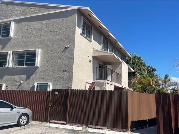 15675 SW 82nd Cir Ln , Unit 3-10, Miami, FL 33193