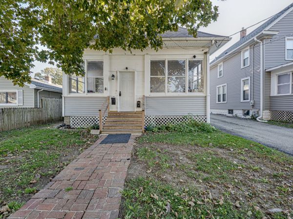 1143 Superior Street , Unit 2, Aurora, IL 60505