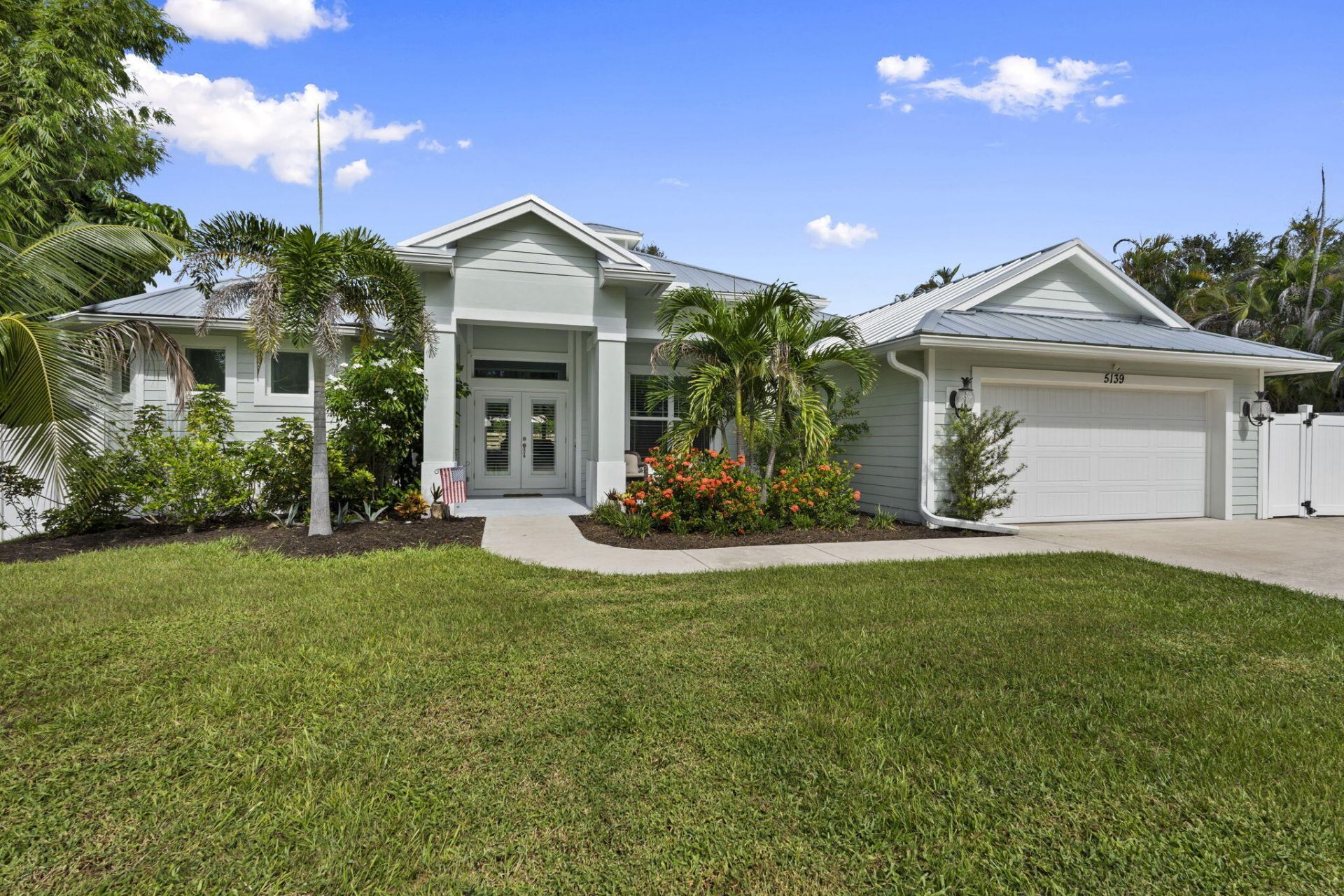 5139 SE Horseshoe Point Road, Stuart, FL 34997 Photo