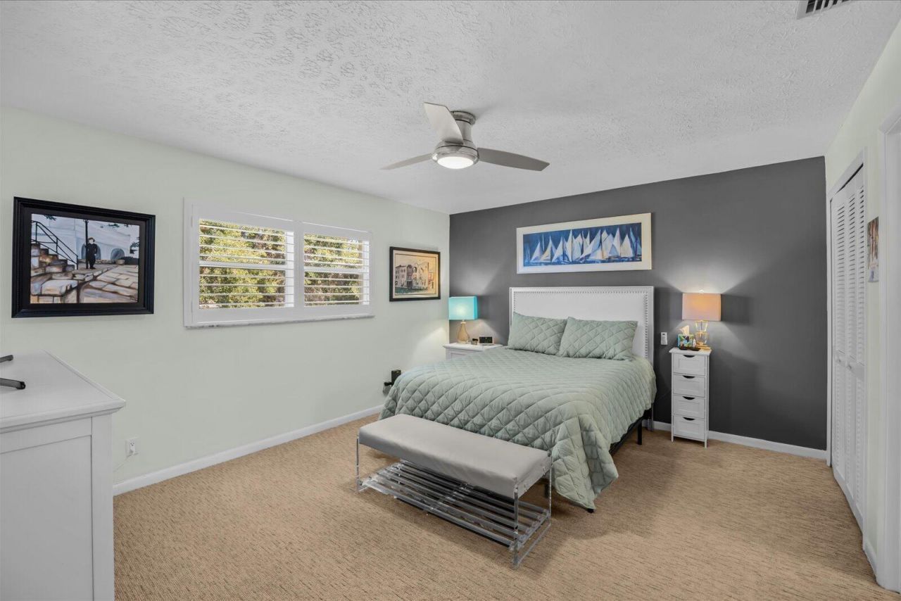2950 SE Ocean Boulevard, Stuart, FL 34996 Photo