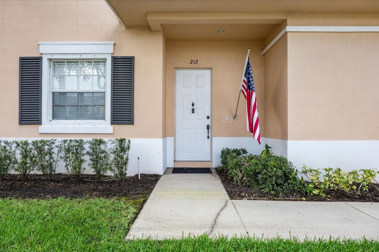 10520 SW Stephanie Way, Unit 2-212, Port Saint Lucie, FL 34987 Photo