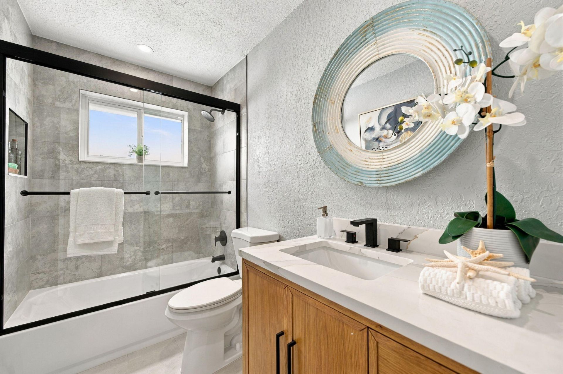 2400 NW 85th Avenue, Sunrise, FL 33322 Photo