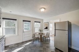 2662 Leeds Avenue photo 4