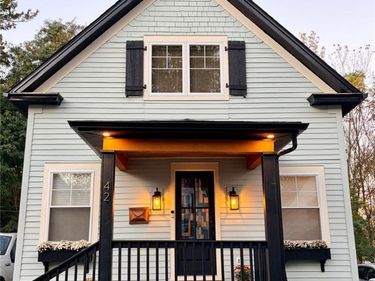 42 Riverview Place, Rochester, NY 14608