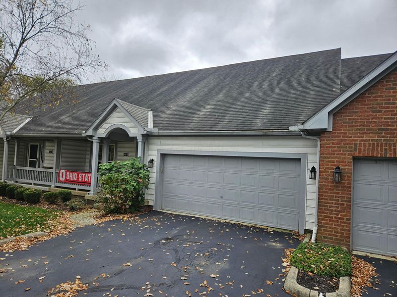 6405 Upper Lake Circle, Westerville, OH 43082 Photo 1