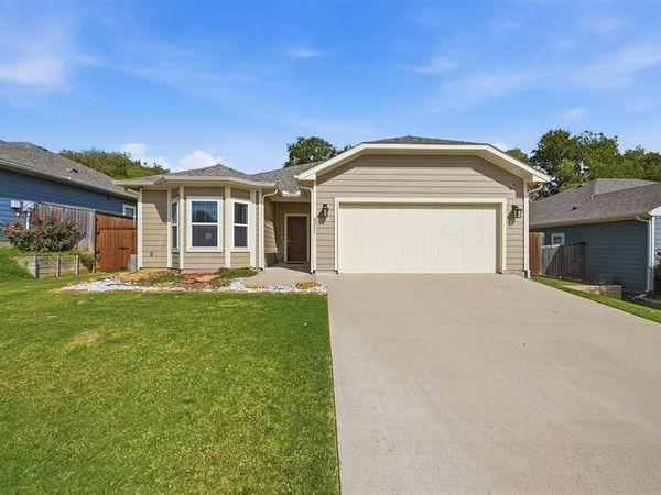 3311 Sweetwater Way, Sherman, TX 75090