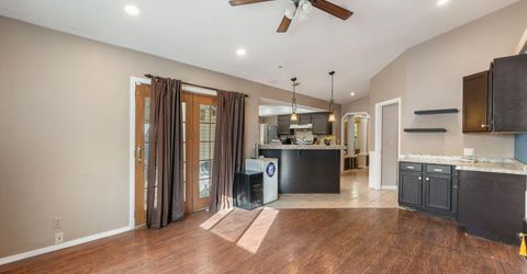 194 White Rose Drive, Sparks, NV 89441 Photo