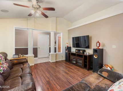 194 White Rose Drive, Sparks, NV 89441 Photo