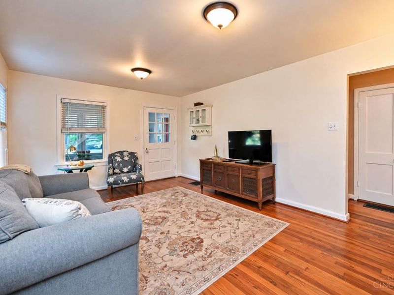 6925 Vinewood Avenue, Cincinnati, OH 45227 Photo 9