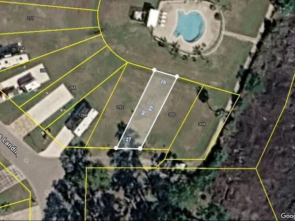 296 Chris Craft Drive , Carrabelle, FL 32322
