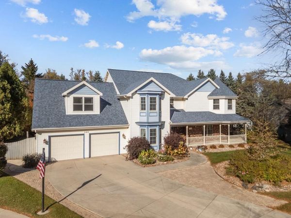 808 E MAYFIELD DRIVE, Appleton, WI 54911