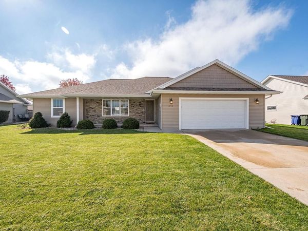 1753 GALWAY LANE, De Pere, WI 54115