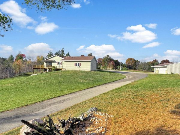 3385 Stoney Corners Road E, McBain, MI 49657