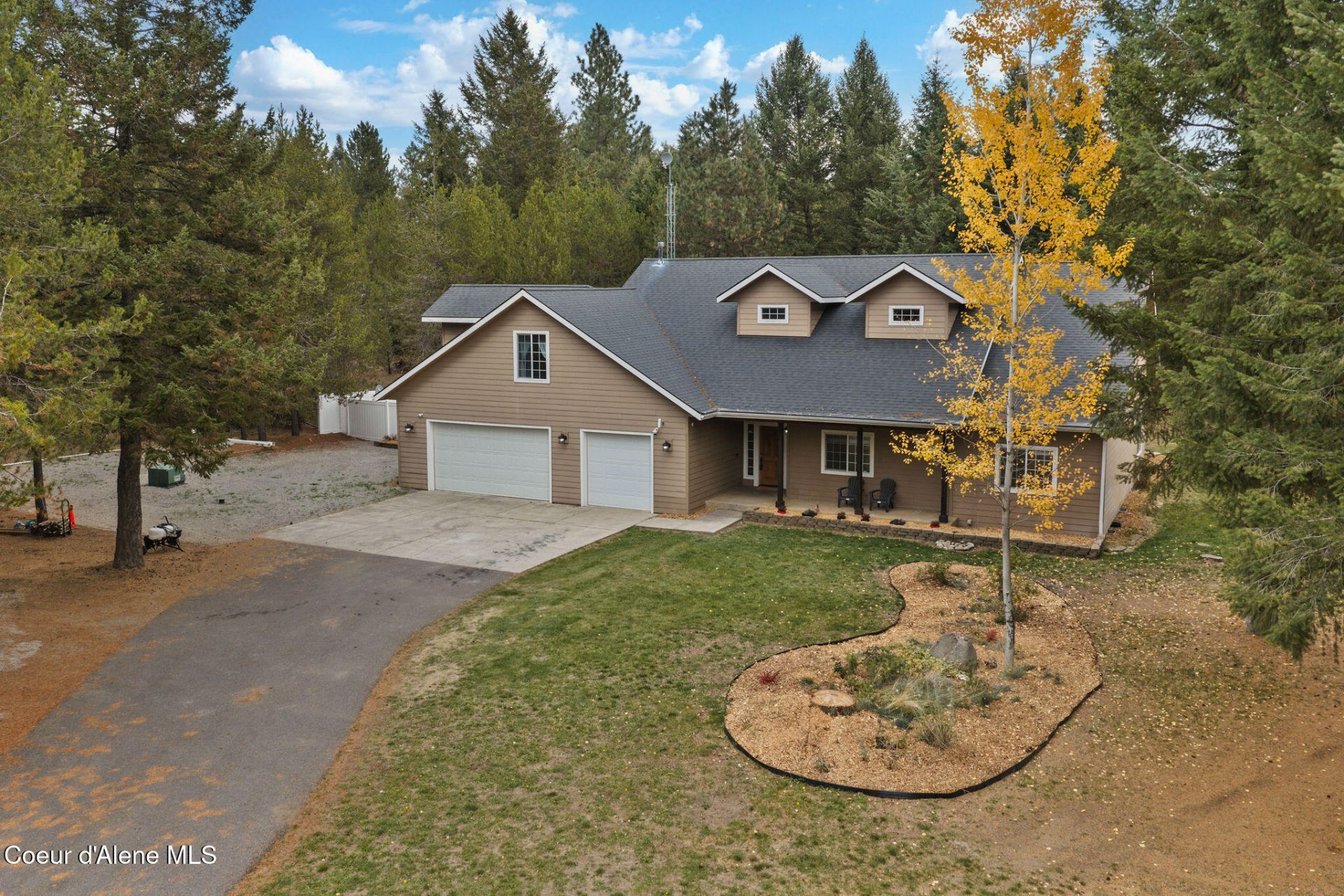 24704 N Hunters Grove CT  primary photo