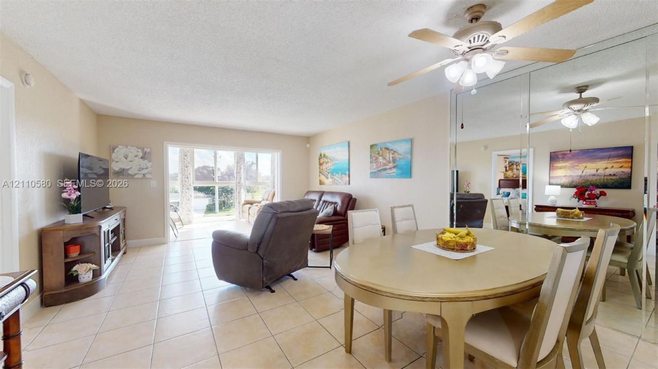 7877 Golf Cir Dr , Unit 304, Margate, FL 33063 Photo